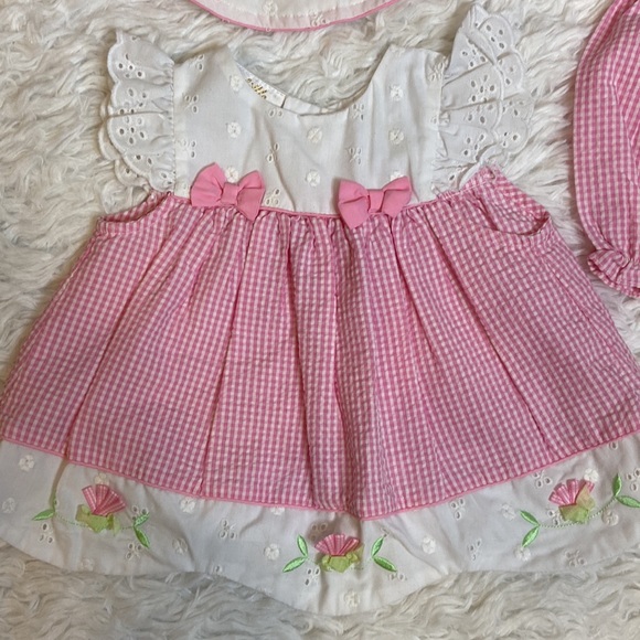 Little Bitty Pink And White Floral Baby Girl Three Piece Set - Picture 5 of 8